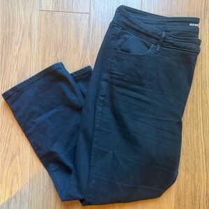 Old Navy Women's Straight Leg Black Jeans